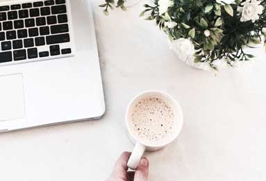 乐鱼APP下载-特拉布宗体育创意视频：奥纳纳加盟后将手机壁纸换成新东家