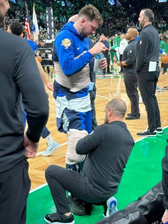 乐鱼APP下载-究竟为何送走东契奇？独行侠老板离谱言论惹争议